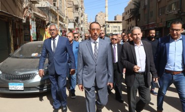 محافظ سوهاج يتفقد المركز التكنولوجي 