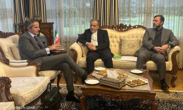 لقاء غروسي وعراقجي