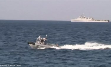 مناورات بحرية