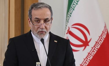 وزير الخارجية الإيراني عباس عرقجي
