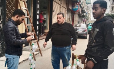 قيادي مستقبل وطن يضيء شوارع الإسكندرية 