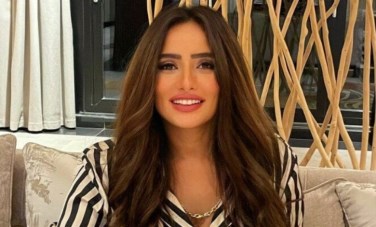 الفنانة زينة 
