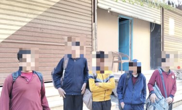 التحفظ على عدد من الطلاب