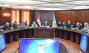اجتماع موسع لمحافظ الإسكندرية 