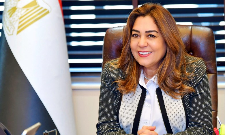 الدكتورة منال عوض وزيرة التنمية المحلية و البيئة 