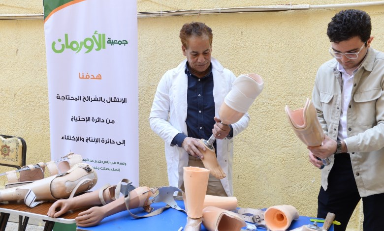توزيع أجهزة طبية بسوهاج