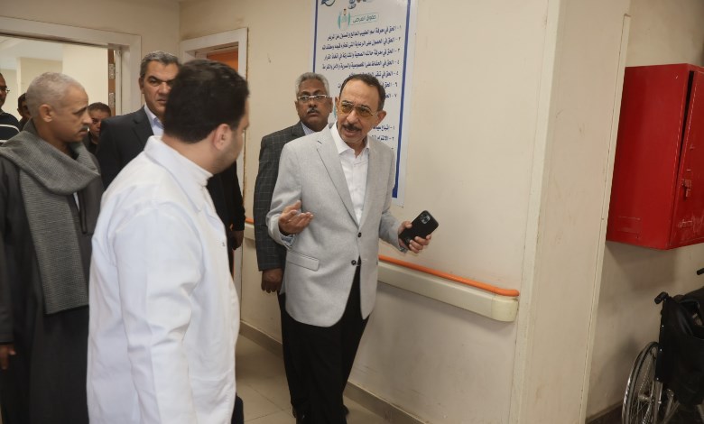 اللواء طارق راشد محافظ سوهاج 