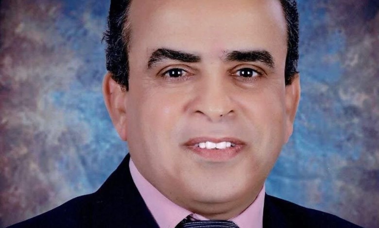 الدكتور صبري توفيق عميدا لكلية الألسن بجامعة سوهاج