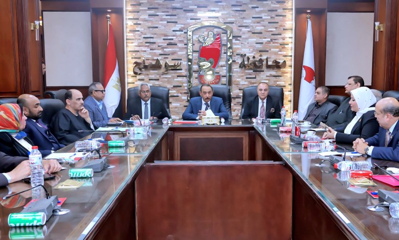 محافظ سوهاج يلتقى بأعضاء مجلس النواب والشيوخ 