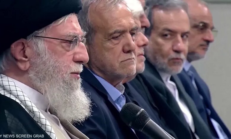 خامنئي وبزشكيان وعراقجي 