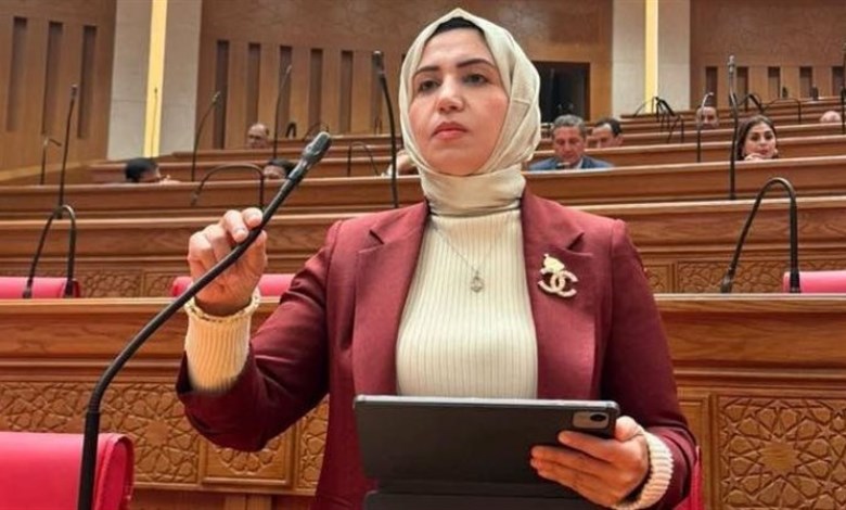النائبة بثينة أبو زيد