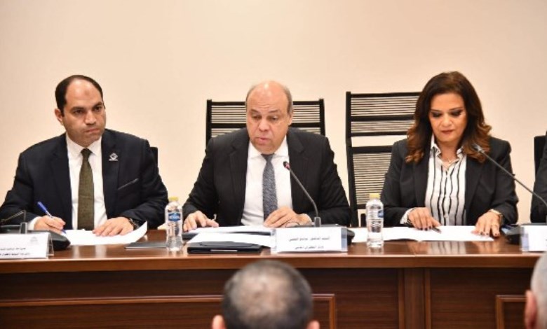 لجنة الإسكان 