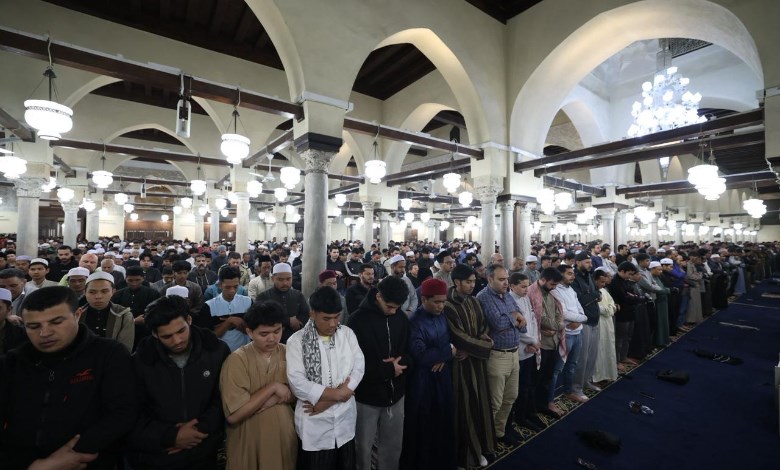 الصلاة في المسجد 