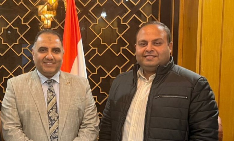 الكيميائي أحمد الموقع  البتروكيماويات المصرية تمضي بثبات نحو تعظيم القيمة المضافة ودعم الصناعة الوطنية