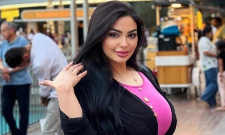 البلوجر نيرمين طارق 