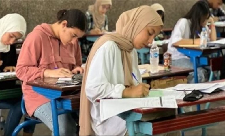 طلاب الثانوية العامة 