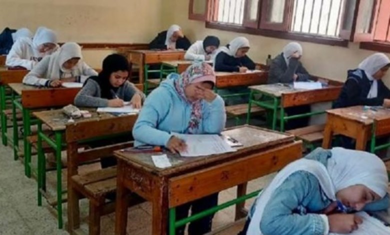 امتحانات نهاية العام 