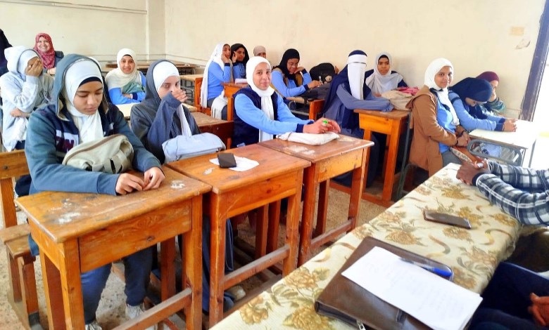 طلاب وأسرة قصر ثقافة أسيوط 