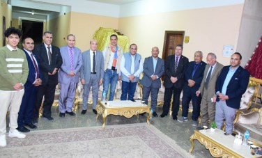 عميد آداب سوهاج في حفل إفطار جماعي بالكلية