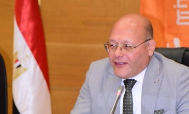 الدكتور حسان النعماني رئيس جامعة سوهاج 