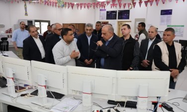 وزير الكهرباء
