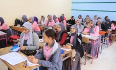  طلاب المرحلة الإعدادية 