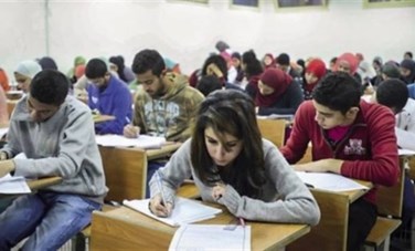 طلاب الثانوية العامة 