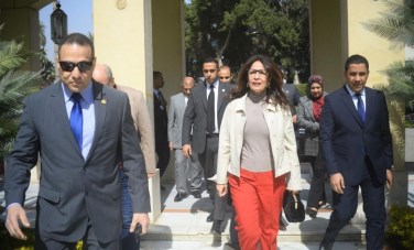 جولة لوزيرة الثقافة بدار الأوبرا المصرية 