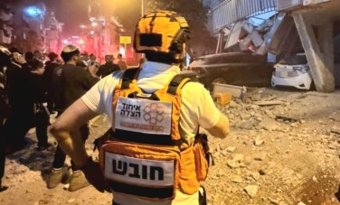 أضرار نتيجة الصواريخ الإيرانية 