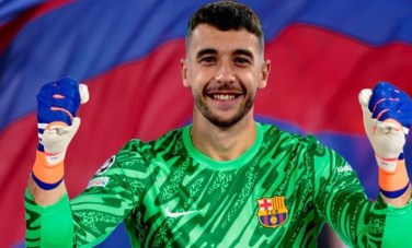 برشلونة