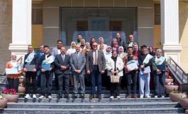 تكريم أوائل طلبة الثانوية العامة بالإسكندرية