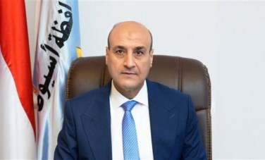  محافظ أسيوط: تجهيز 169 ساحة و2677 مسجدًا لصلاة عيد الفطر.. وغرف عمليات لمتابعة الاستعدادات اللواء محمد علوان محافظات اللواء محمد علوان محافظ أسيوط