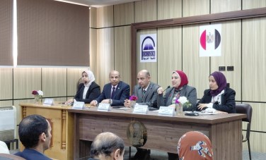 ندوة ثقافية بعنوان "قراءة تحليلية في آثار التوتر الإيراني الأمريكي على الدولة والمواطن المصري"