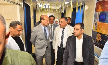 محافظ اسیوط