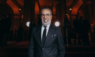 الدكتور مدحت العدل