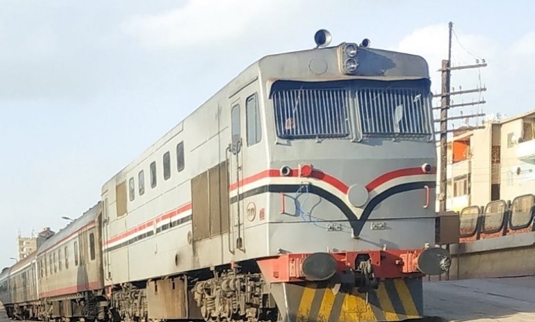 مصرع فتاة بمزلقان الاحايوة