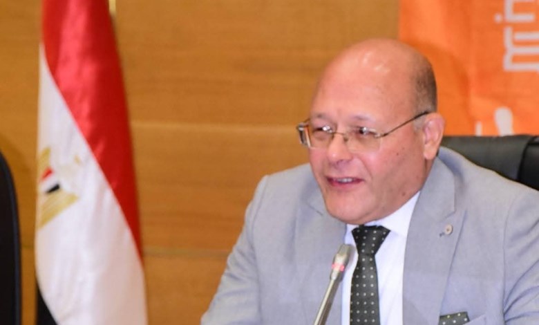 الدكتور حسان النعماني رئيس جامعة سوهاج 