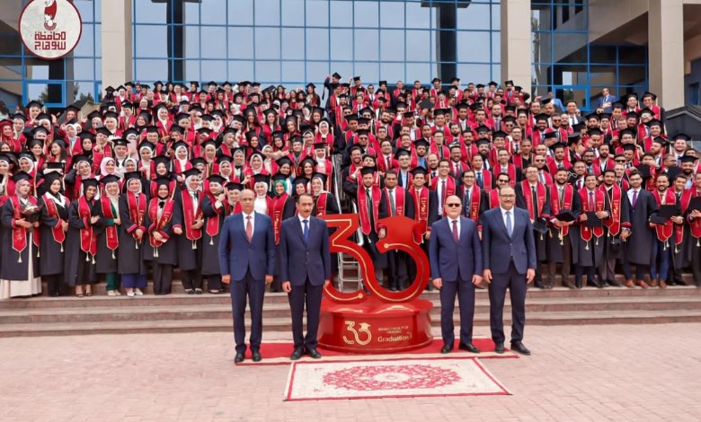 محافظ سوهاج يشارك في حفل تخريج الدفعة 30 بالجامعة