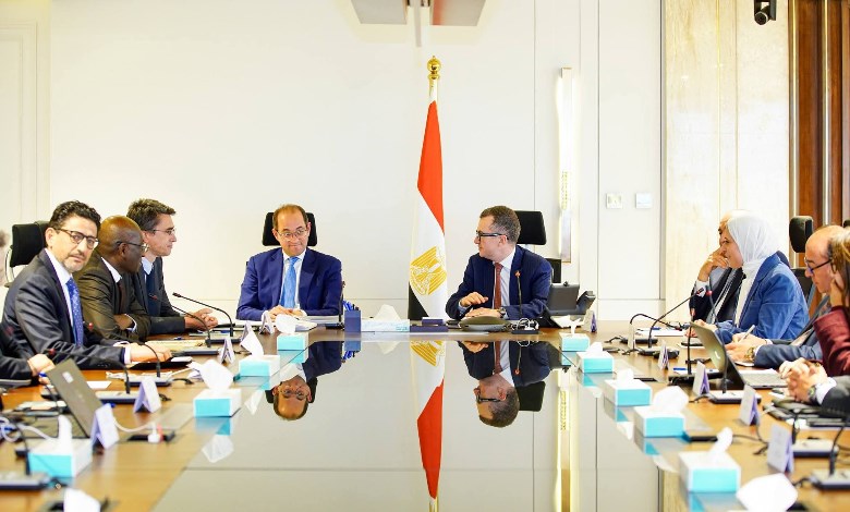 وزيرا التخطيط والتنمية 