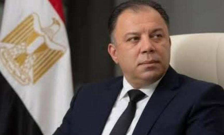 عادل الكاشف 