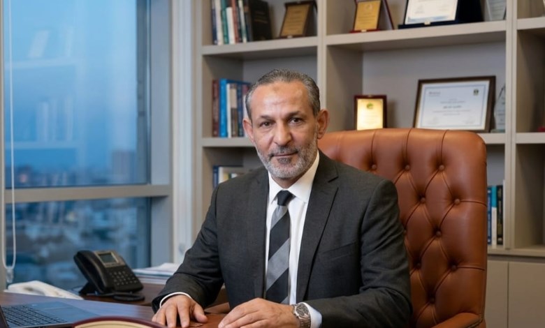 اياد الخولى 