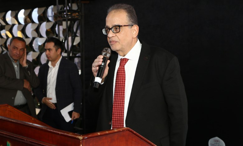 المستشار طارق عبدالعزيز 