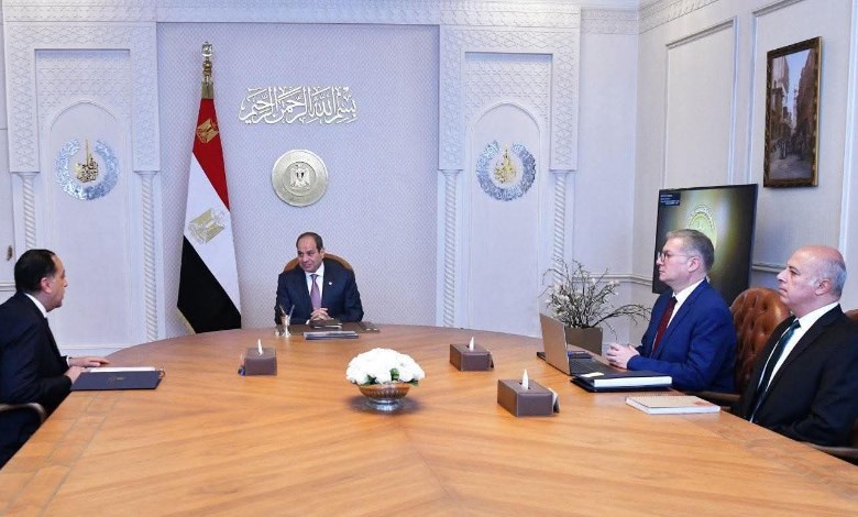 الرئيس عبد الفتاح السيسي يتابع مع الحكومة خطط زيادة إنتاج البترول والغاز وتطوير قطاع التعدين