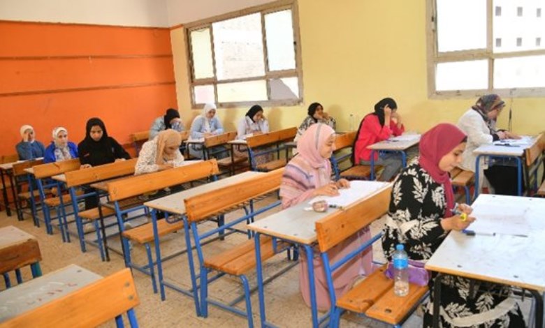 طلاب الثانوية العامة 
