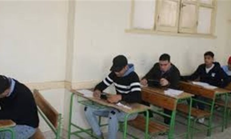طلاب الثانوية العامة 