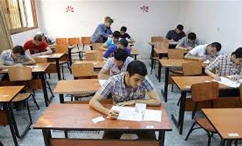 طلاب الثانوية العامة 