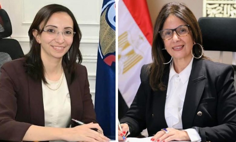الدكتورة جيهان زكي وزيرة الثقافة مع محافظ البحيرة جاكلين عازر