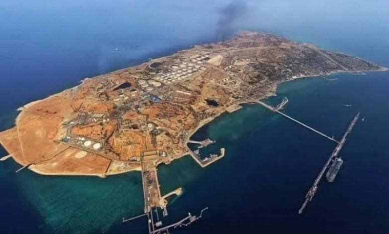 جزيرة خارك الإيرانية 