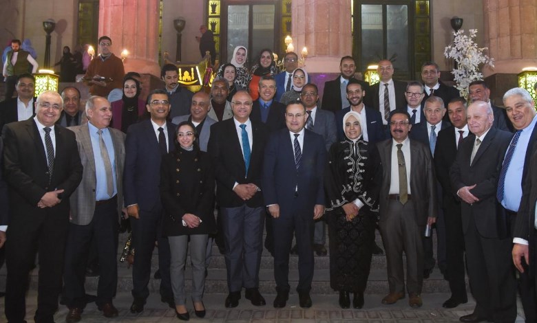 محافظ الإسكندرية يشارك في افطار كلية الهندسة