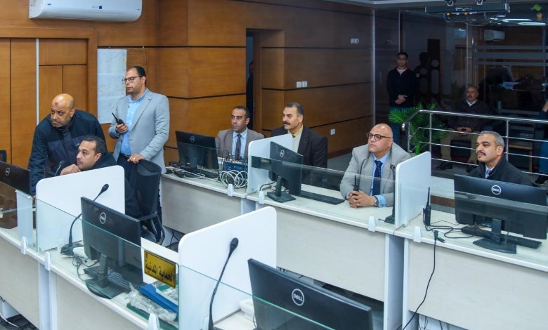 محافظ الإسكندرية يتابع مواعيد غلق المحال 